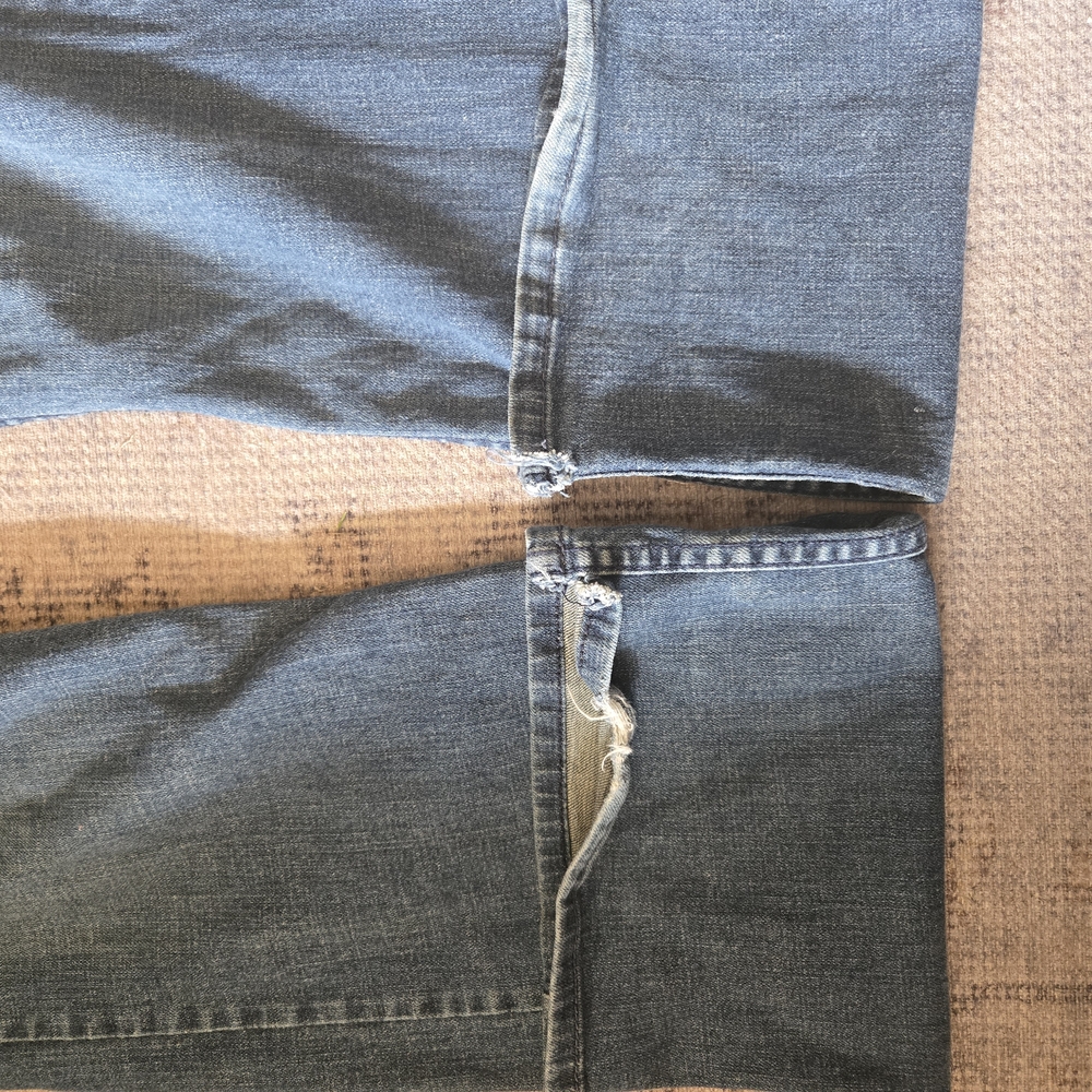 Blue Bootcut Jeans with Classic Denim Texture